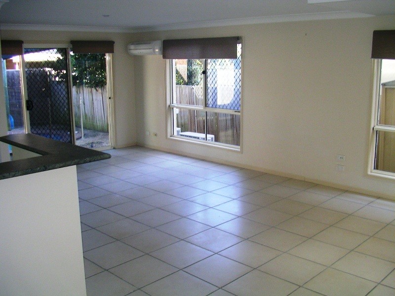 2/436 Cypress Terrace North, Palm Beach QLD 4221