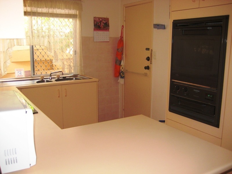 3/9 Sunbird Street, Burleigh Waters QLD 4220