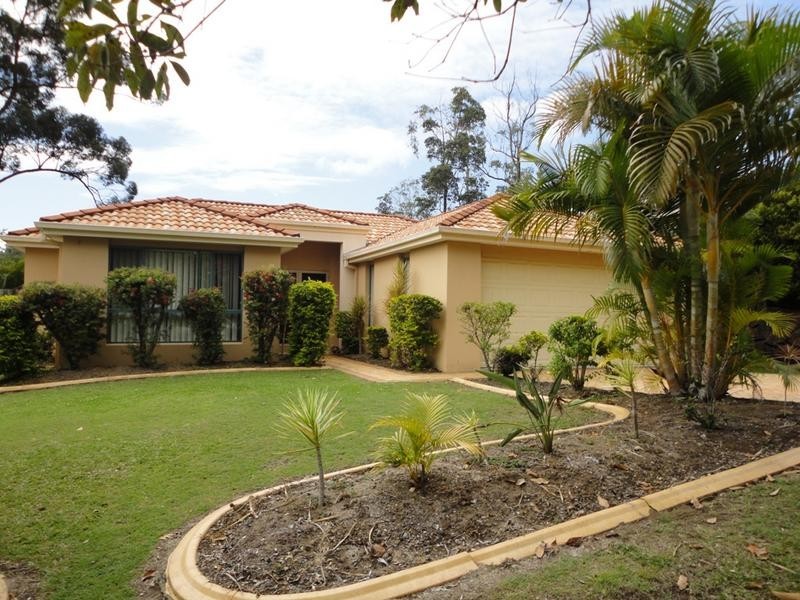 18 Leopard Avenue, Elanora QLD 4221