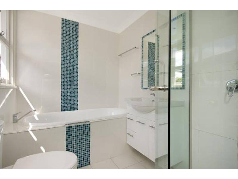 14 Celebes Avenue, Palm Beach QLD 4221