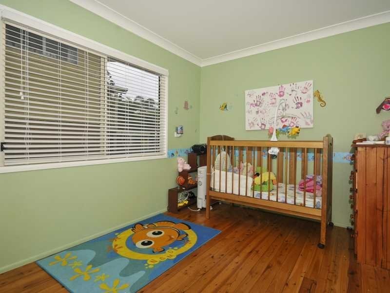 7 Love Street, Currumbin Waters QLD 4223