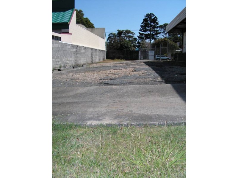 44 Sixth Avenue, Palm Beach QLD 4221