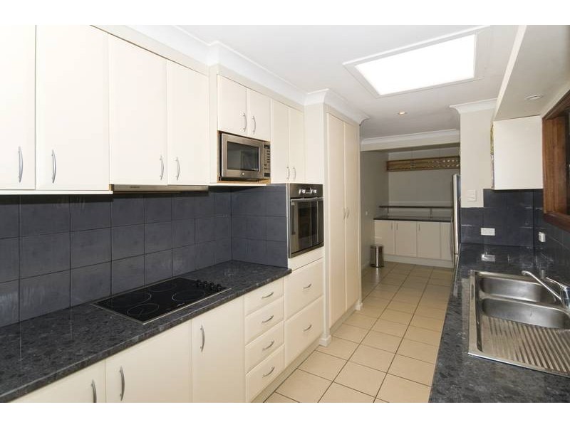 170 Simpsons Road, Currumbin Waters QLD 4223