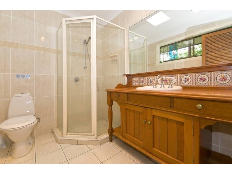 170 Simpsons Road, Currumbin Waters QLD 4223