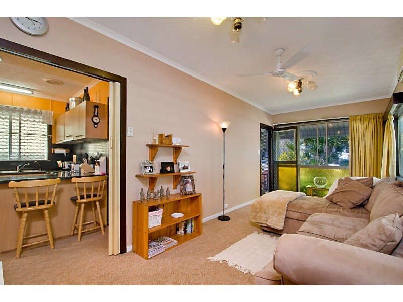 41 Sixth Avenue, Palm Beach QLD 4221