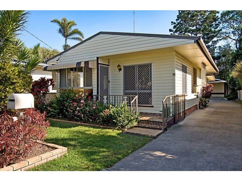41 Sixth Avenue, Palm Beach QLD 4221
