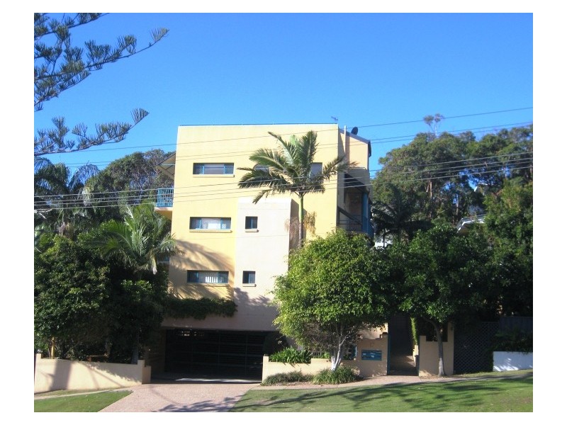 2/17 teemangum Street, Tugun QLD 4224
