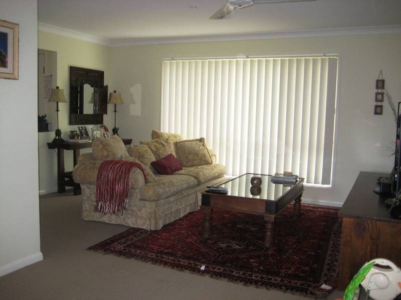 36 Tipuana Drive, Elanora QLD 4221