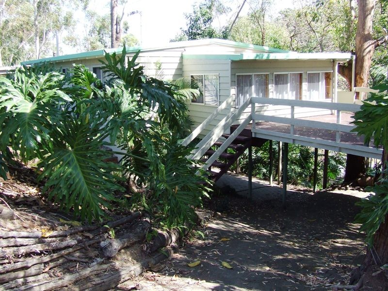 1 Aethalia Street, Currumbin Waters QLD 4223