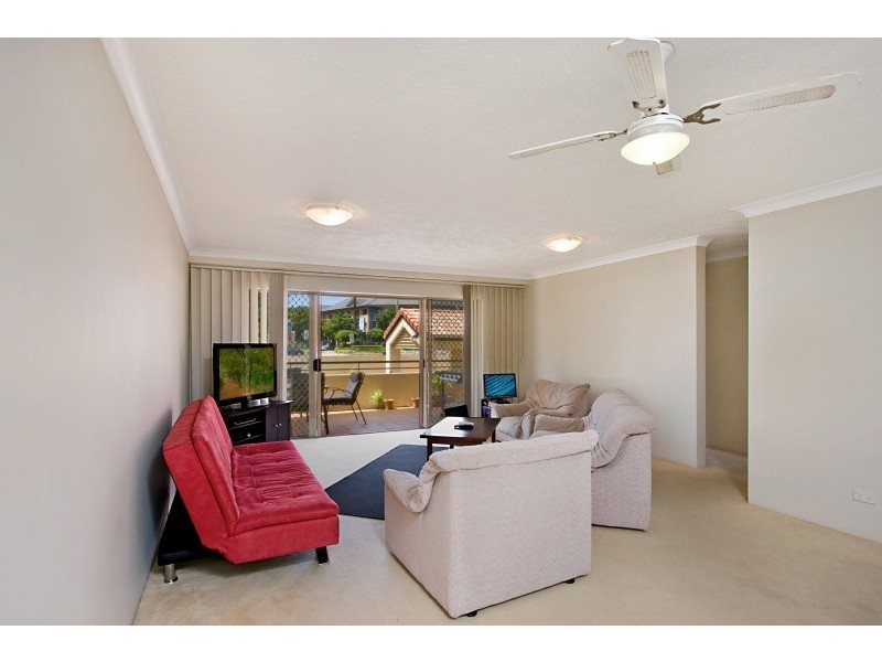 13/1040 Gold Coast Highway, Palm Beach QLD 4221