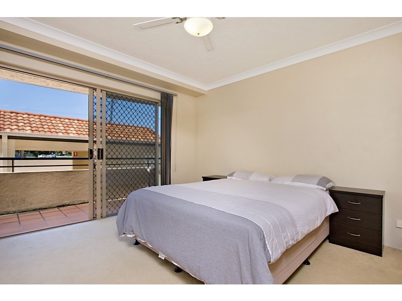 6/1040 Gold Coast Highway, Palm Beach QLD 4221