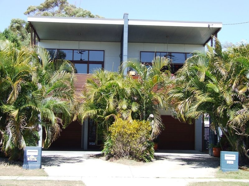 2/36 Fourth Avenue, Palm Beach QLD 4221
