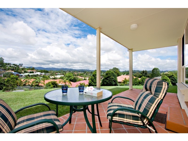 6 Wyara Close, Elanora QLD 4221