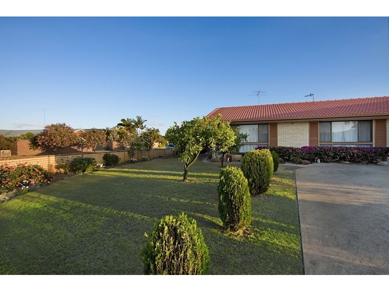 2 Birch Court, Palm Beach QLD 4221