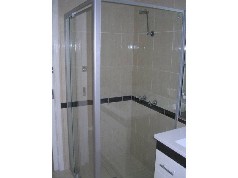 2/21 Sunbird Street, Burleigh Waters QLD 4220