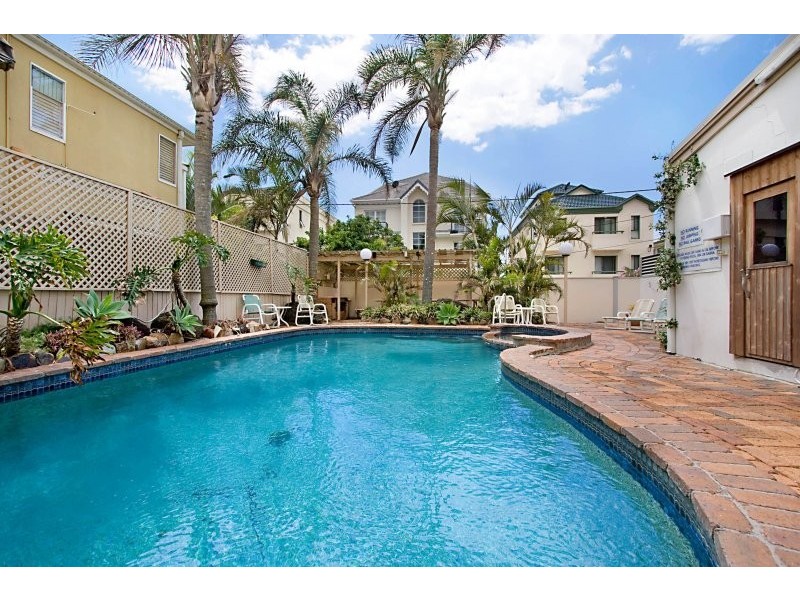 11/1187 Gold Coast Highway, Palm Beach QLD 4221