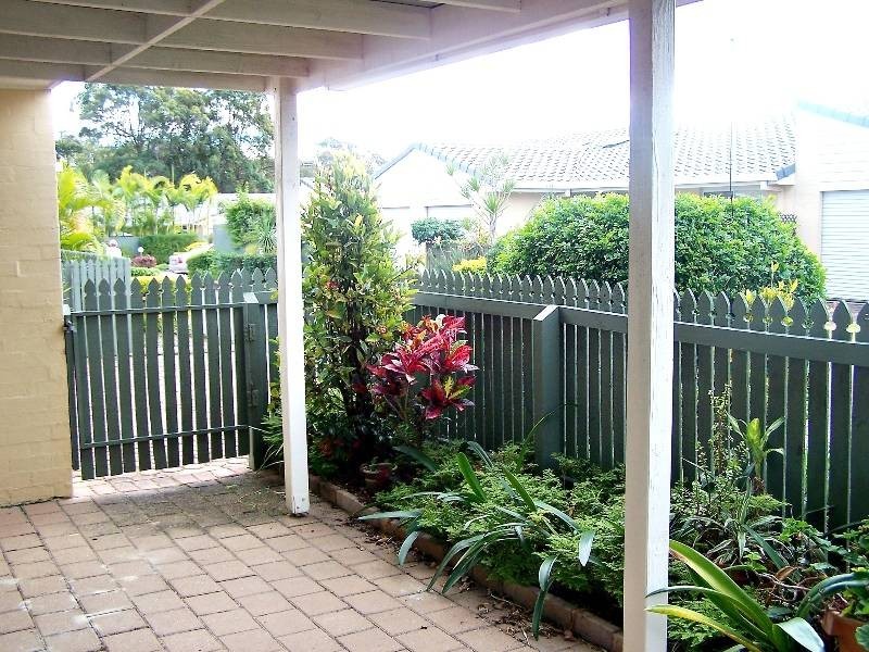 32/4 Itong Place, Currumbin Waters QLD 4223