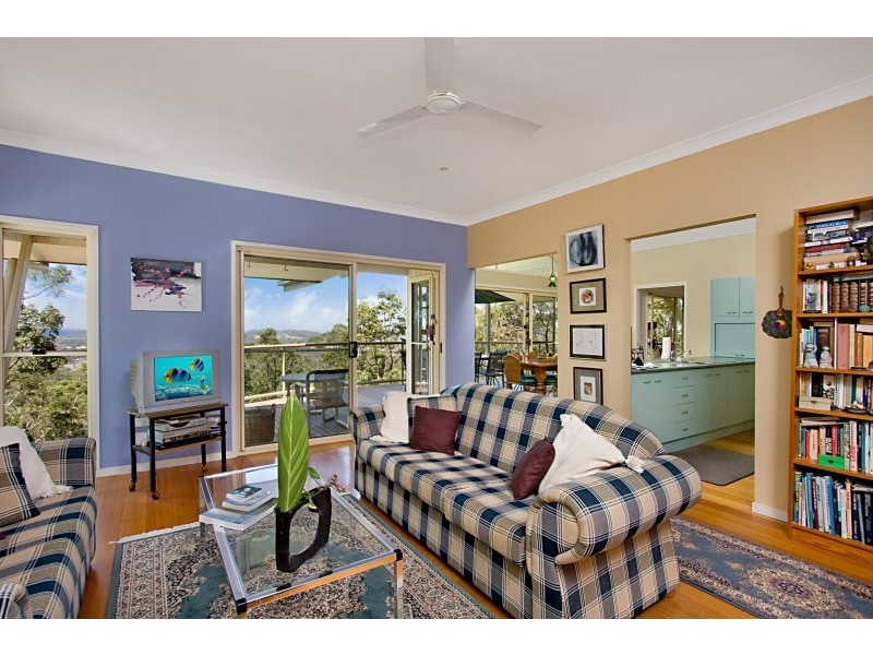 98 Simpsons Road, Currumbin Waters QLD 4223