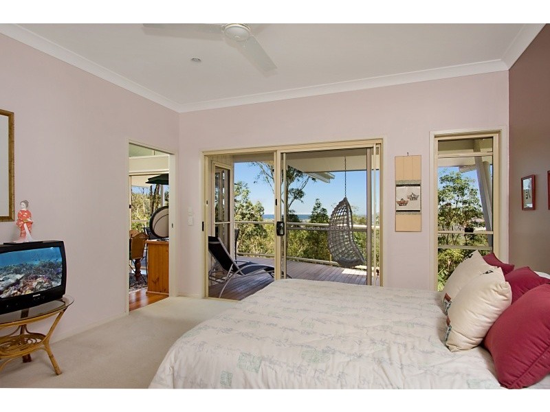98 Simpsons Road, Currumbin Waters QLD 4223