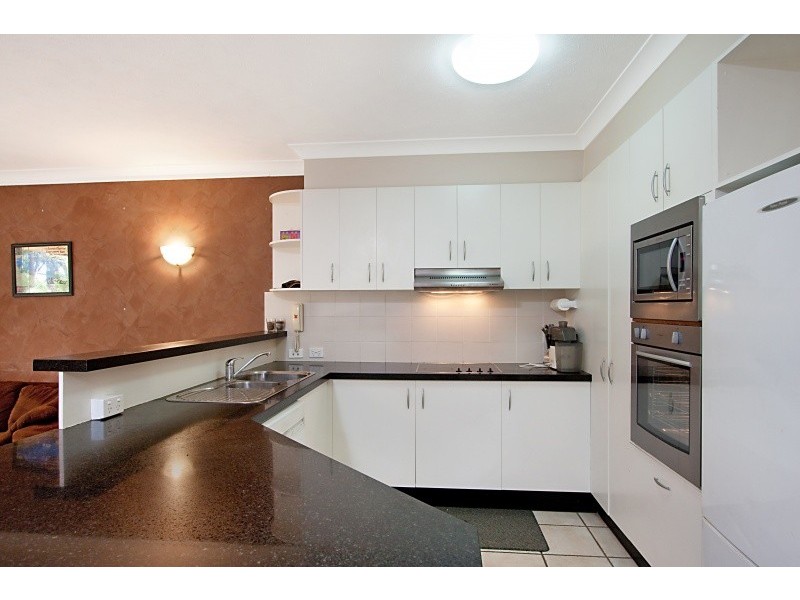 7/955 Gold Coast Highway, Palm Beach QLD 4221