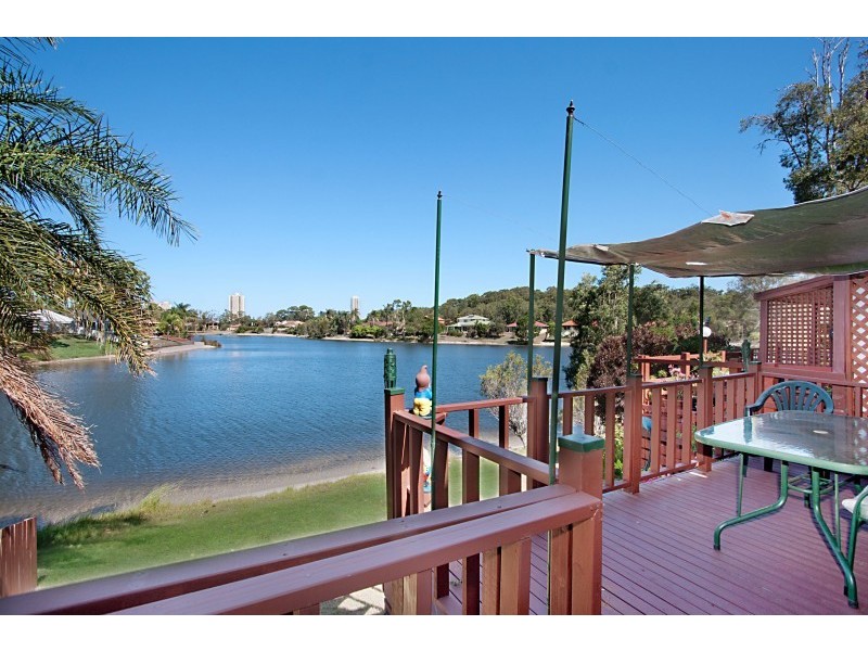 1/6 Sunbird Street, Burleigh Heads QLD 4220