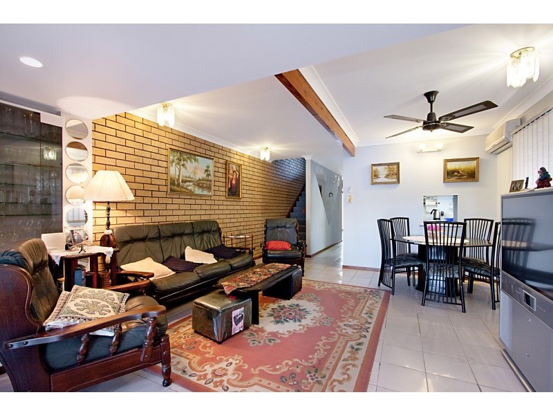 1/6 Sunbird Street, Burleigh Heads QLD 4220