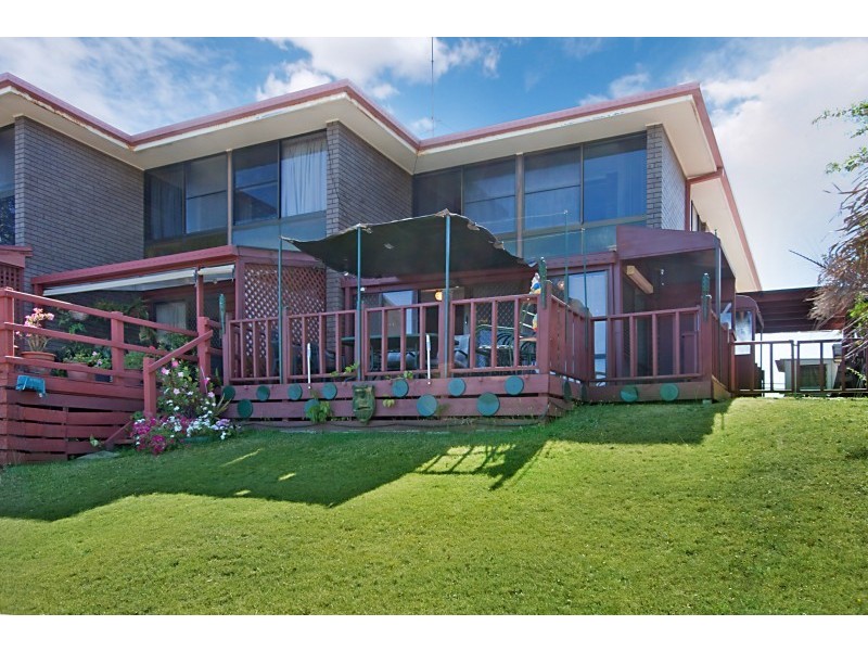 1/6 Sunbird Street, Burleigh Heads QLD 4220