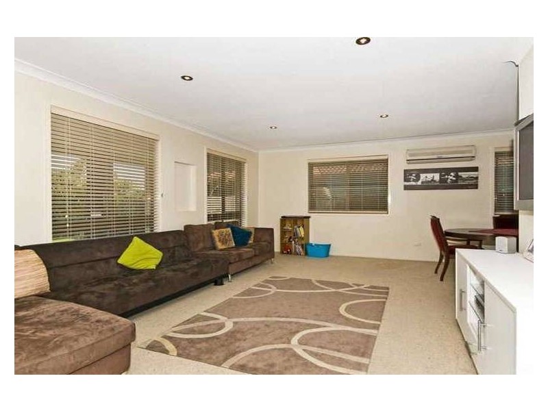 45 Darnel Street, Elanora QLD 4221