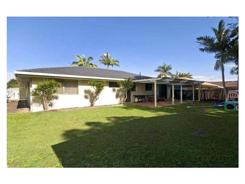 45 Darnel Street, Elanora QLD 4221