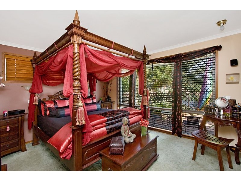 102 Parnki Parade, Palm Beach QLD 4221