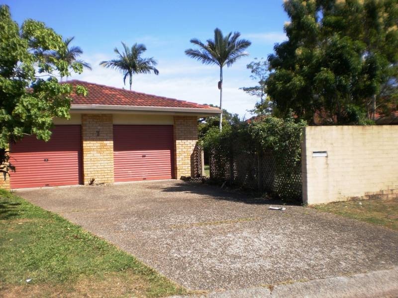 7 Araucaria Way, Elanora QLD 4221