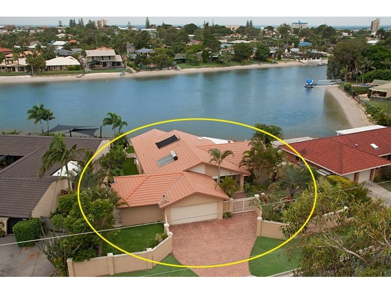 230 Mallawa Drive, Palm Beach QLD 4221