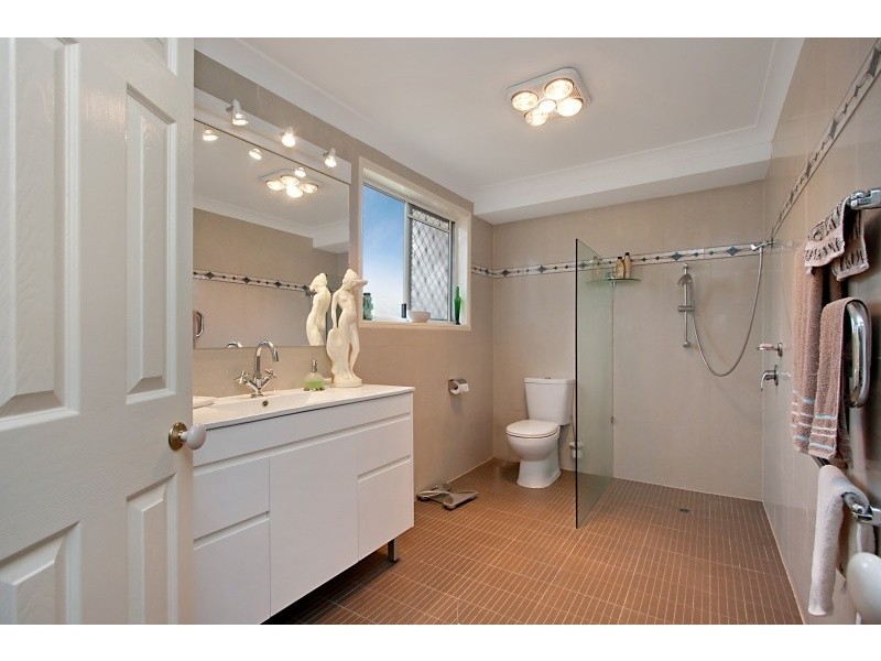 230 Mallawa Drive, Palm Beach QLD 4221