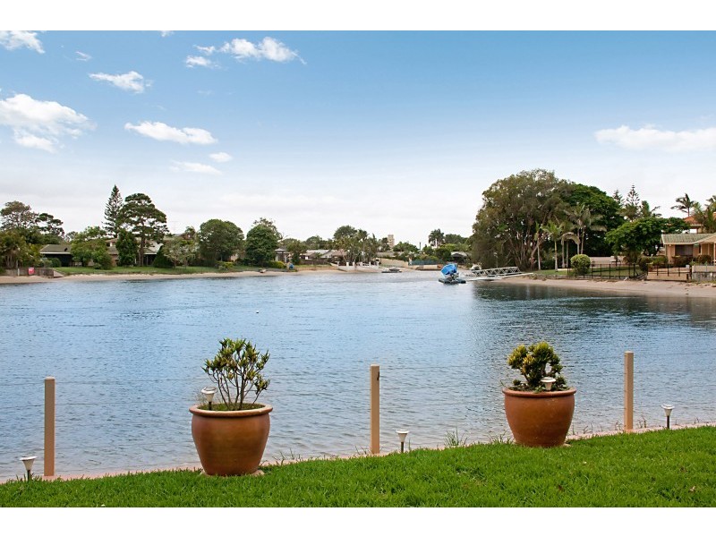 230 Mallawa Drive, Palm Beach QLD 4221