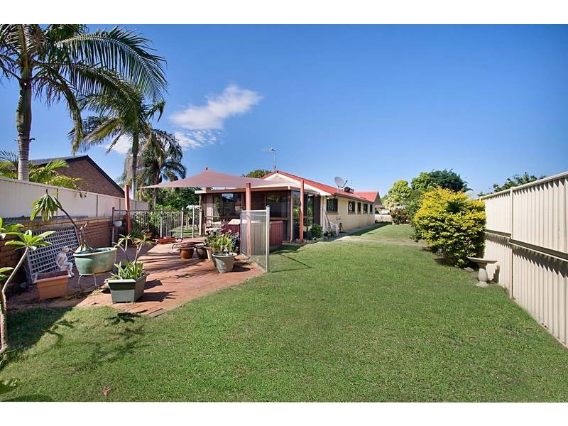 19 Kurrajong Court, Palm Beach QLD 4221