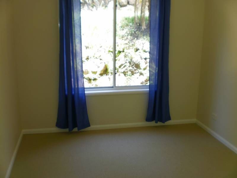 16 Zinnea Street, Elanora QLD 4221