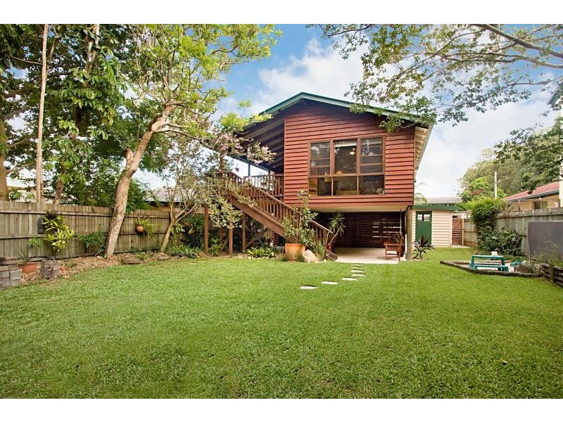 83 Third Avenue, Palm Beach QLD 4221