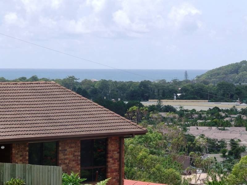 38 Larentia Street, Currumbin Waters QLD 4223
