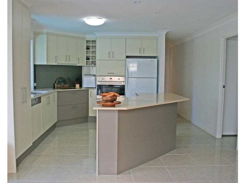 10 Rees Court, Elanora QLD 4221