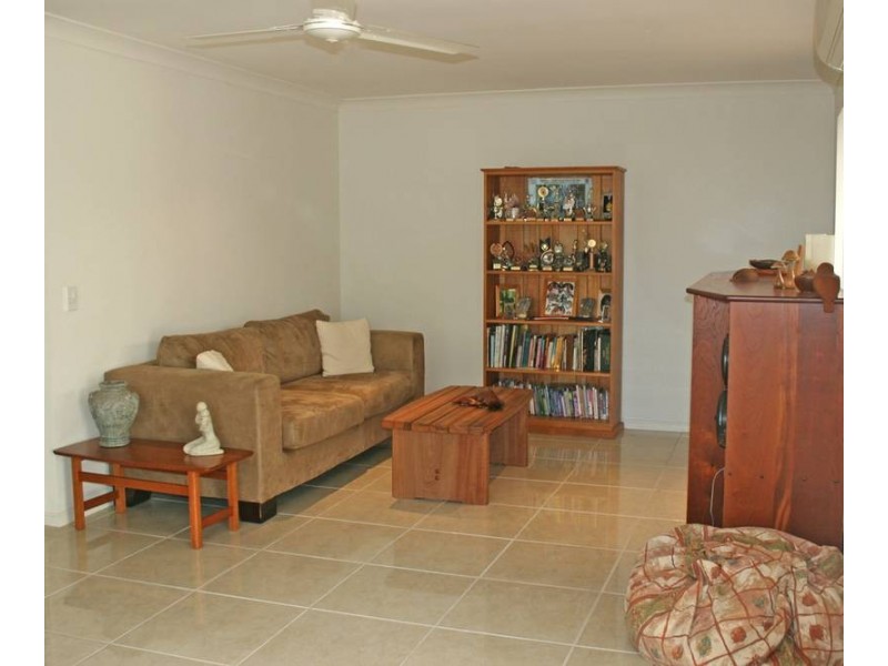 10 Rees Court, Elanora QLD 4221