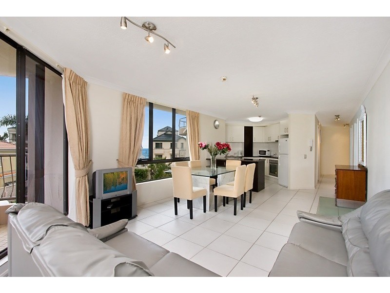 4/1187 Gold Coast Highway, Palm Beach QLD 4221