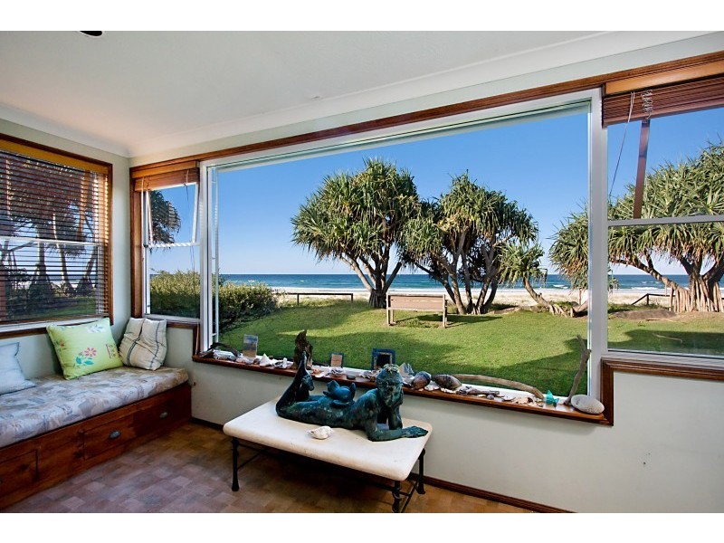 29 Jefferson Lane, Palm Beach QLD 4221