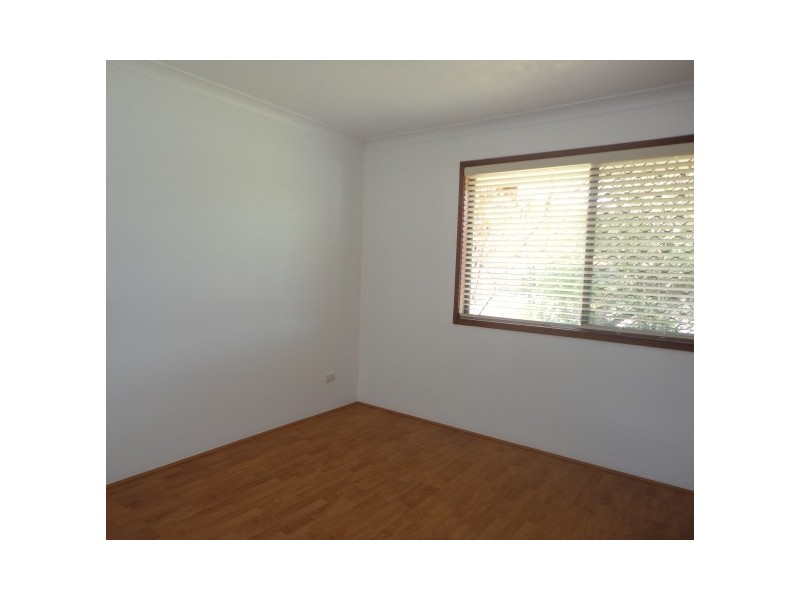 11 Walnut Street, Elanora QLD 4221