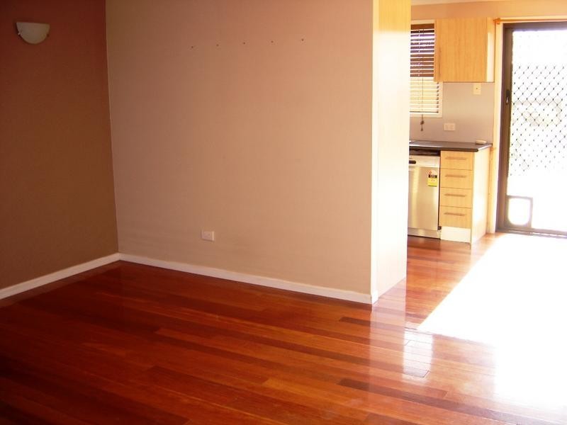 24 Joan Street, Burleigh Waters QLD 4220