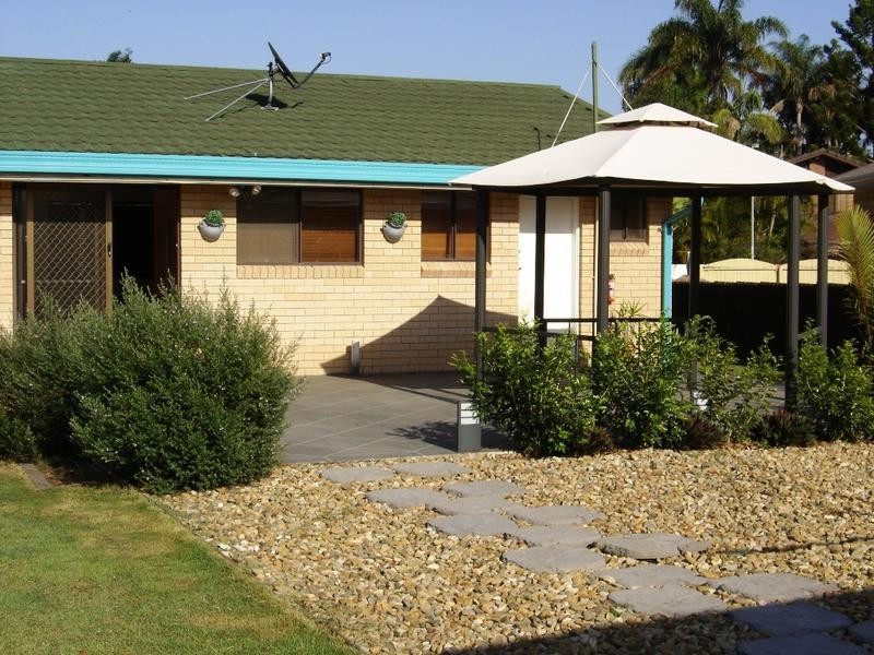 24 Joan Street, Burleigh Waters QLD 4220