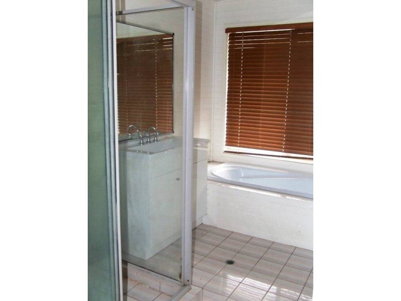 6 Coorabin Court, Tallebudgera QLD 4228