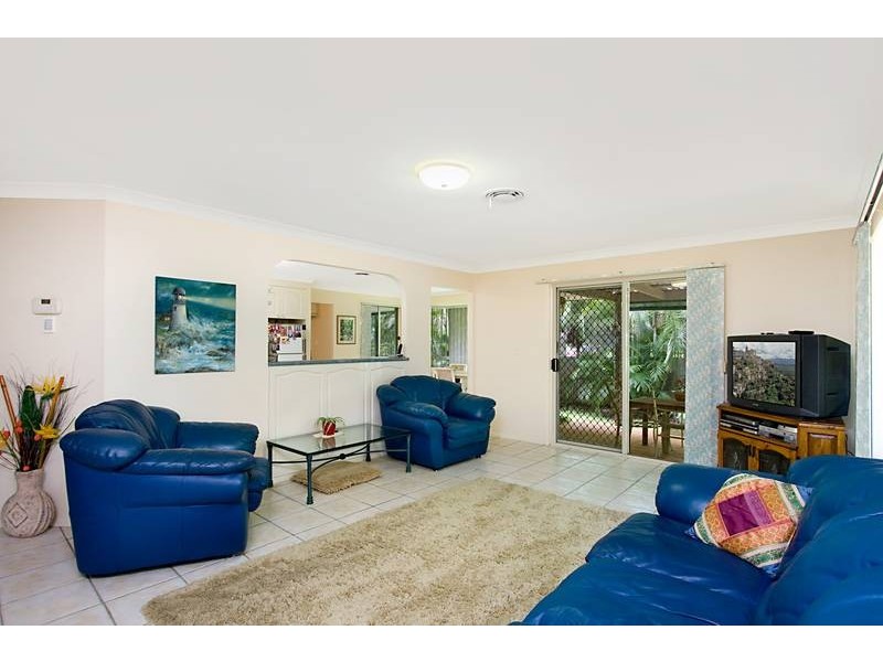 205 Dunlin Drive, Burleigh Waters QLD 4220