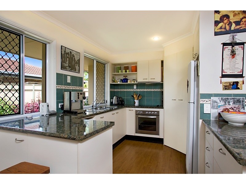 1 Kalmia Court, Elanora QLD 4221