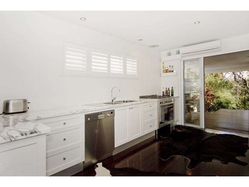 10 Rudd Street, Burleigh Heads QLD 4220