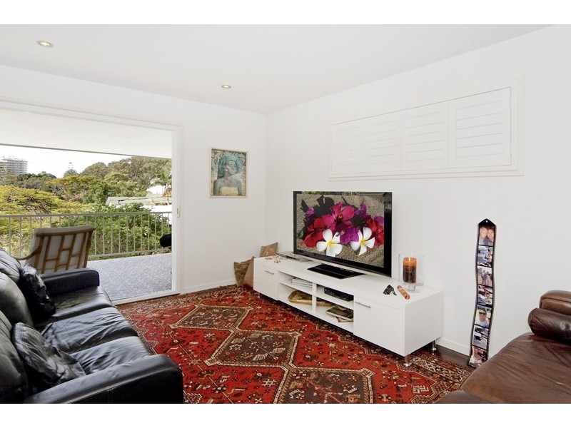 10 Rudd Street, Burleigh Heads QLD 4220